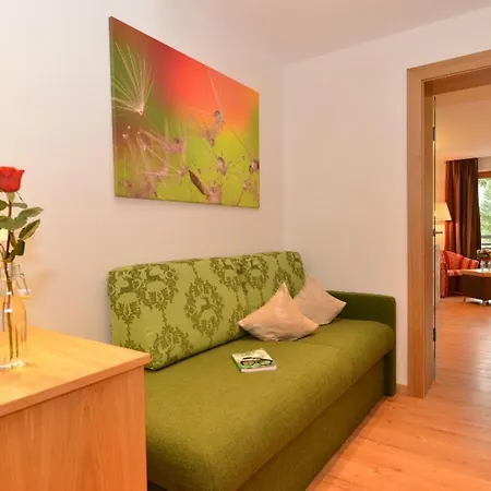 Hotel Sporthotel Walliser Hirschegg (Vorarlberg)