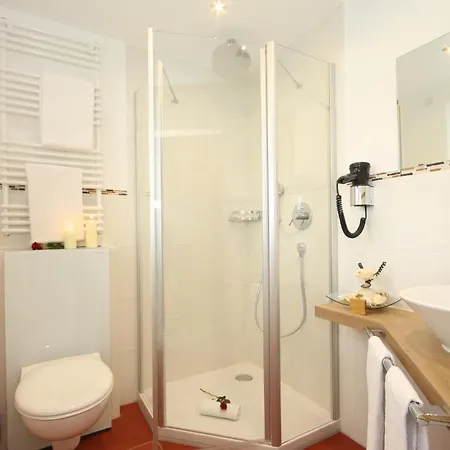 Walliser 3* Hirschegg (Vorarlberg)