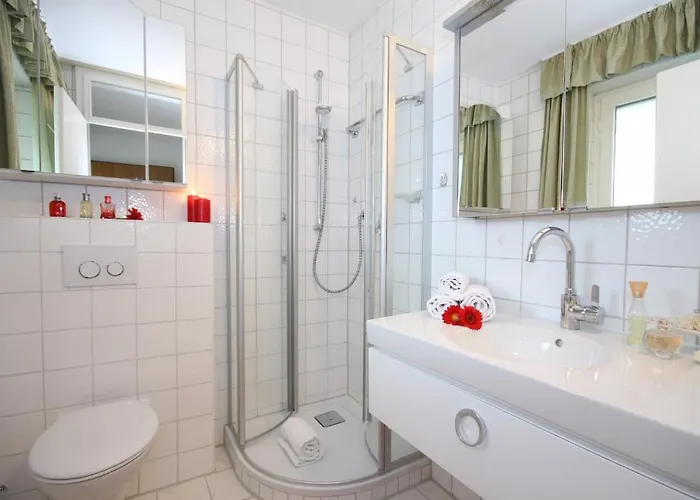 Walliser Hotel Hirschegg (Vorarlberg)